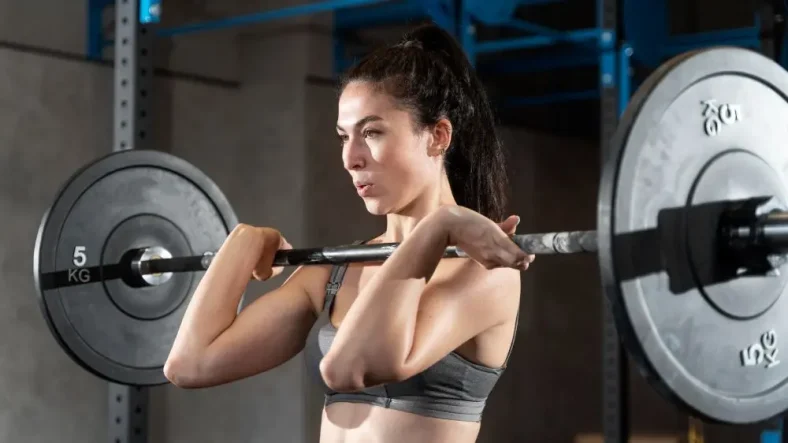 Tips Menjaga Kesehatan Tulang Dengan Latihan Beban Ringan